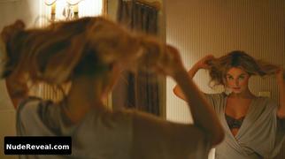 MARGOT ROBBIE nude in Focus