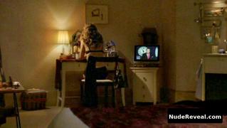 NATALIE PORTMAN nude in V for Vendetta
