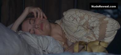 HOLLAND RODEN nude in Mother, May I?