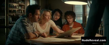 MCKENNA GRACE nude in Ghostbusters Frozen Empire