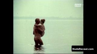 HELGA PIUR nude in Polizeiruf 110