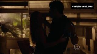 CAROLINE ABRAS nude in Felizes para Sempre?