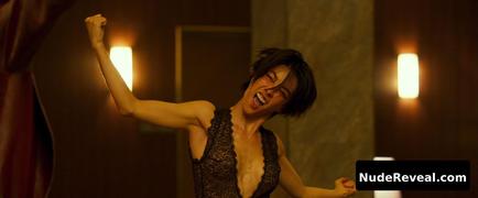 JIN SE-YEON nude in Believer
