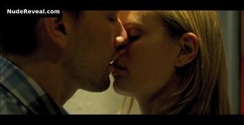 SARA PAXTON nude in Liars All