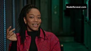 NAOMI ACKIE nude in Mickey 17