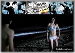 CLARA LAGO nude in Arena en los bolsillos