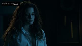 MARIA PEDRAZA nude in La casa de papel