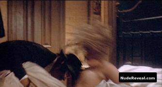 FAYE DUNAWAY nude in Doc