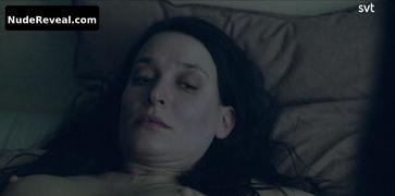 JOSEFIN ASPLUND nude in Snow Angels