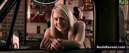 KRISTEN HAGER nude in Aliens vs. Predator: Requiem