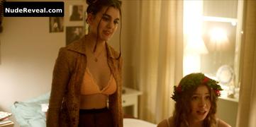 NATHALIE VARLI nude in Young Royals