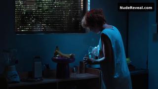 CARLA PETERSON nude in Terapia Alternativa