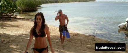 JILLIAN MURRAY nude in Cabin Fever: Patient Zero