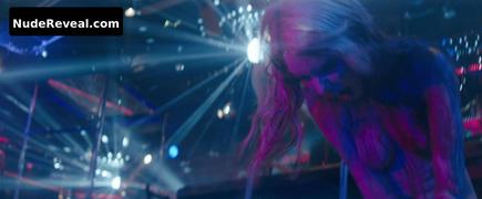 ELLE EVANS nude in Scouts Guide to the Zombie Apocalypse