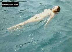 SABRINA FERILLI nude in Die Falle