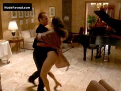 JENNIFER LOPEZ nude in Blood & Wine
