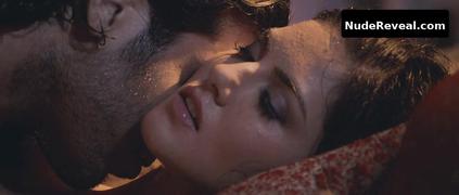 SUNNY LEONE nude in Ragini MMS 2