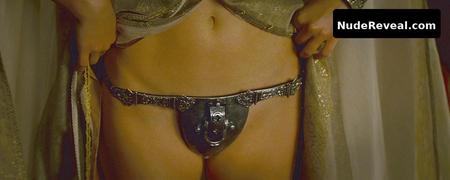 NATALIE PORTMAN nude in Your Highness