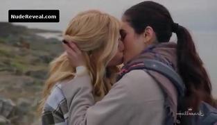 ARIENNE MANDI nude in Love, Classified