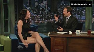 LAUREN GRAHAM nude in Late Night with Jimmy Fallon