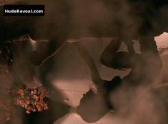 MICHELLE PFEIFFER nude in Tequila Sunrise