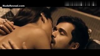 ESHA GUPTA nude in Jannat 2