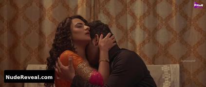 AYESHA KAPOOR nude in Santushti