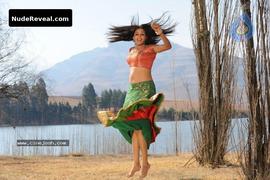 PRIYAMANI nude in Pravarakyudu