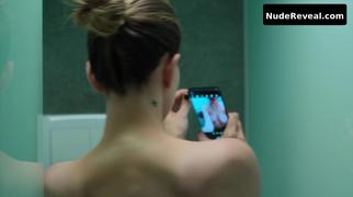 EUGENIA SUAREZ nude in Alternative Therapy