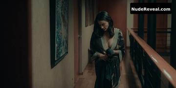 MAITE PERRONI nude in Dark Desire