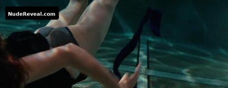 ELLEN PAGE nude in Whip It