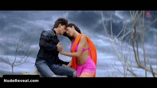 SUSHMITA SEN nude in Main Hoon Na