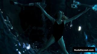 DIANE KRUGER nude in The Bridge