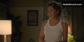 JENNIFER ANISTON nude in Murder Mystery 2