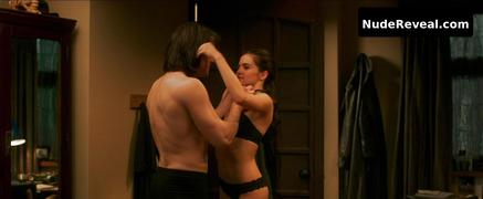 ZOEY DEUTCH nude in Vampire Academy