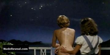 KRISTIN SCOTT THOMAS nude in Le bal du gouverneur