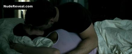 OLIVIA MUNN nude in Deliver Us From Evil