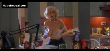 HELEN MIRREN nude in Calendar Girls