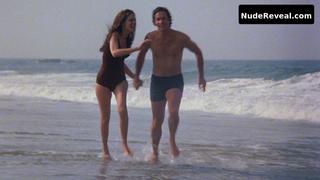 JULIE HAGERTY nude in Airplane!