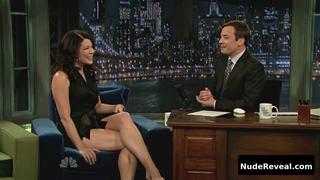 LAUREN GRAHAM nude in Late Night with Jimmy Fallon