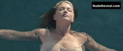 VIRGINIE EFIRA nude in Waiting for Bojangles