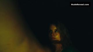 ANNA SZYMANCZYK nude in X-Rated Queen