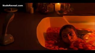 AMALA PAUL nude in Ranjish Hi Sahi