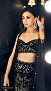 ALIA BHATT nude in Humpty Sharma Ki Dulhania