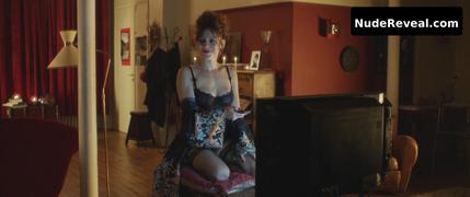 AUDREY FLEUROT nude in Sous les jupes des filles