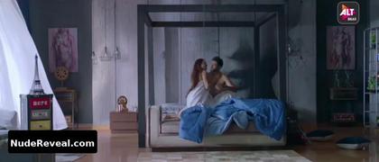 DINKY KAPOOR nude in Hum Tum And Them