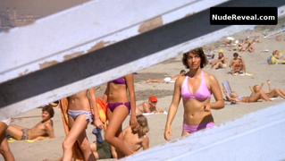 KATHLEEN QUINLAN nude in Lifeguard