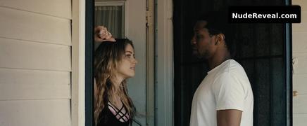 AMBER HEARD nude in Gully