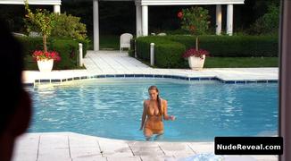 BROOKLYN DECKER nude in Royal Pains