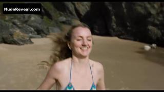 EVANNA LYNCH nude in My Name Is Emily